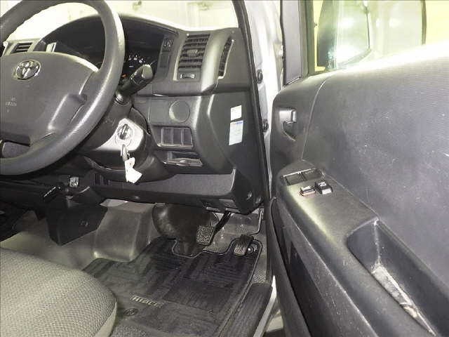2016 Toyota Hiace